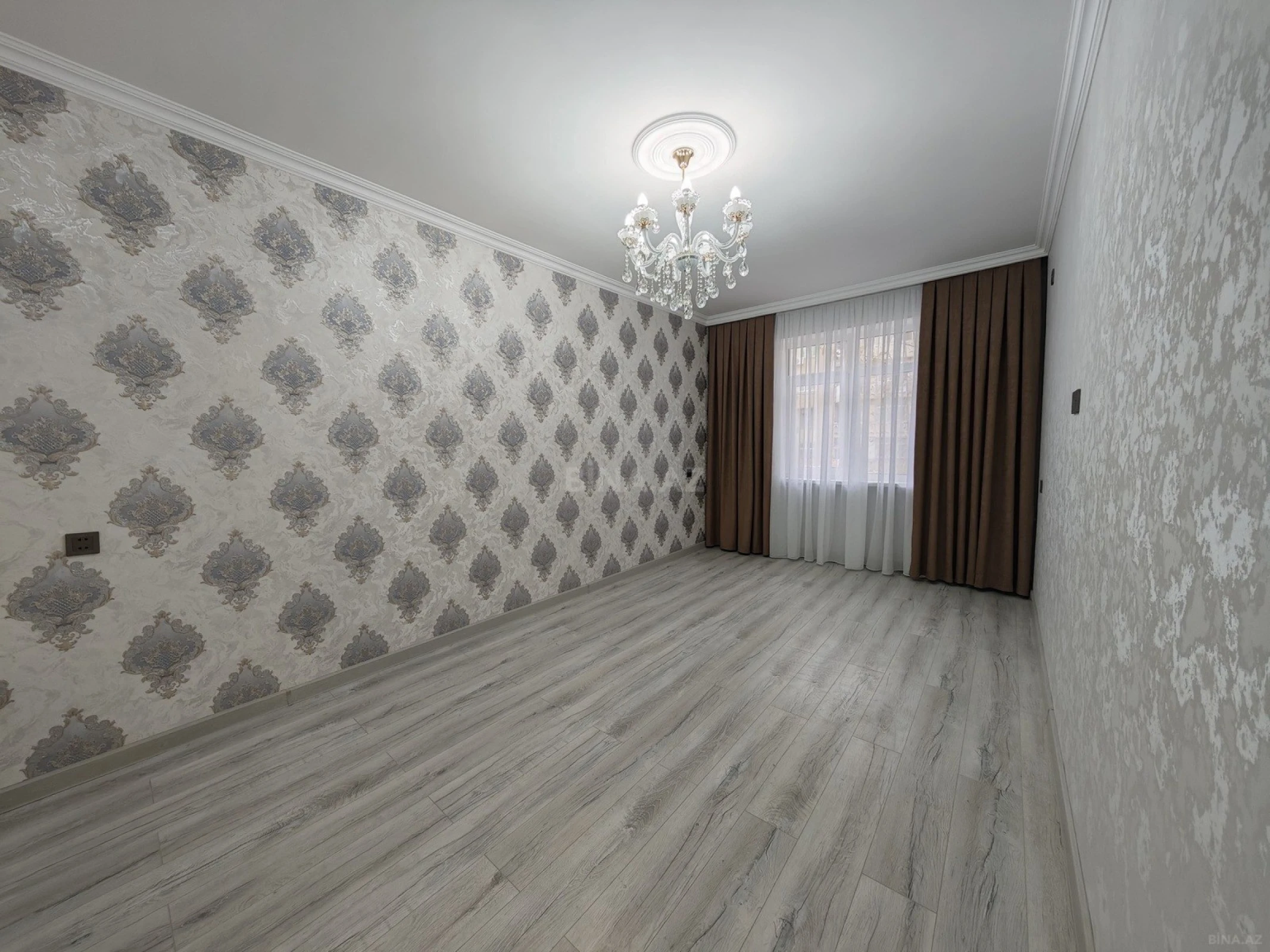 Satılır 3 otaqlı mənzil 80 m²