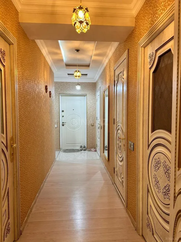 Satılır 3 otaqlı mənzil 92 m²