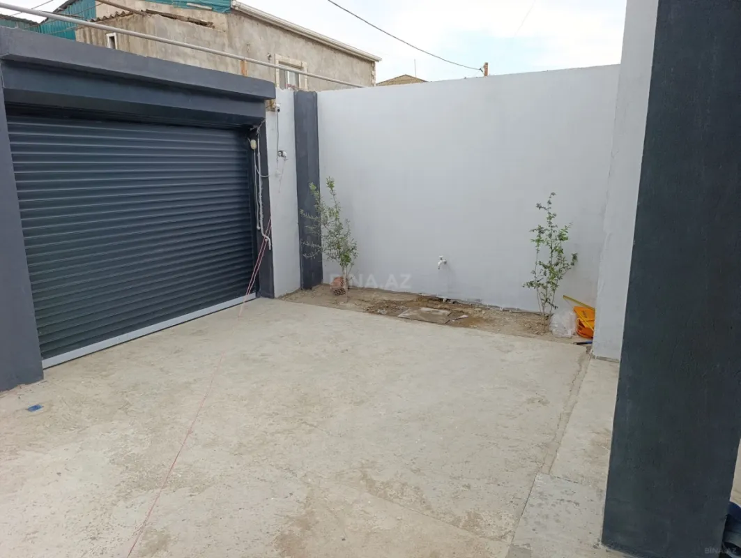 Satılır 4 otaqlı həyət evi 70 m²