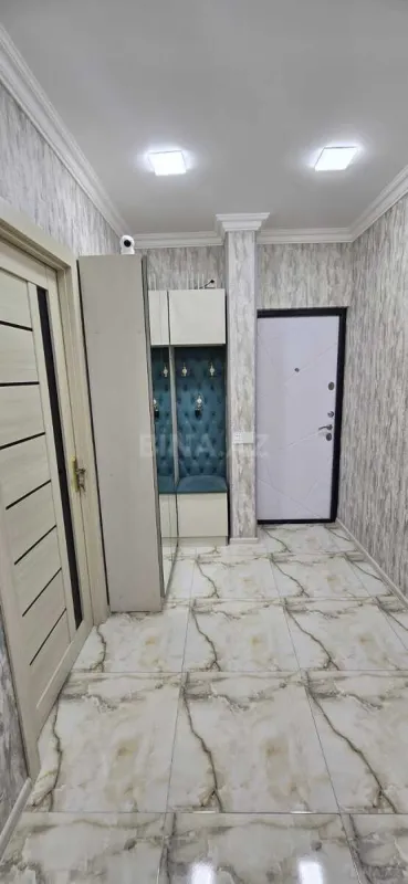 Satılır 5 otaqlı mənzil 120 m²