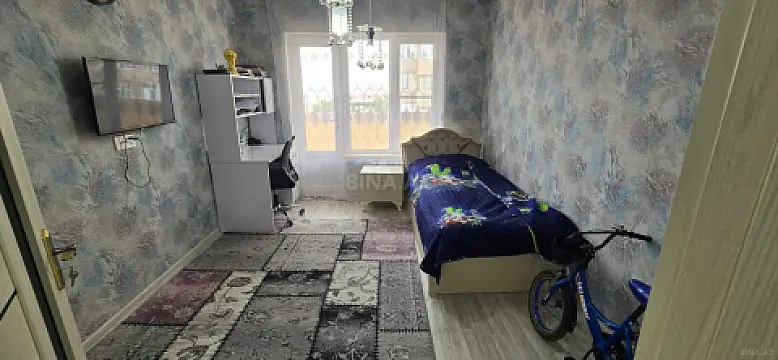 Satılır 5 otaqlı mənzil 120 m²