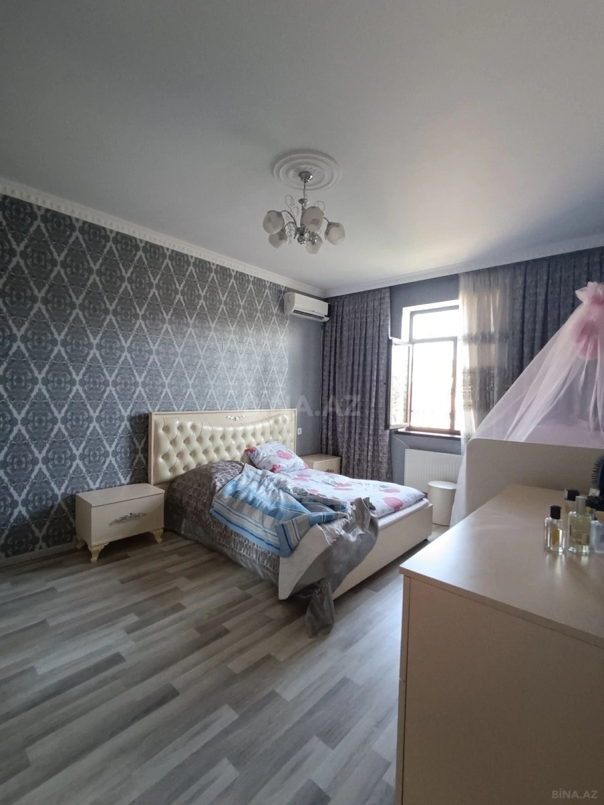 Satılır 4 otaqlı həyət evi 150 m²