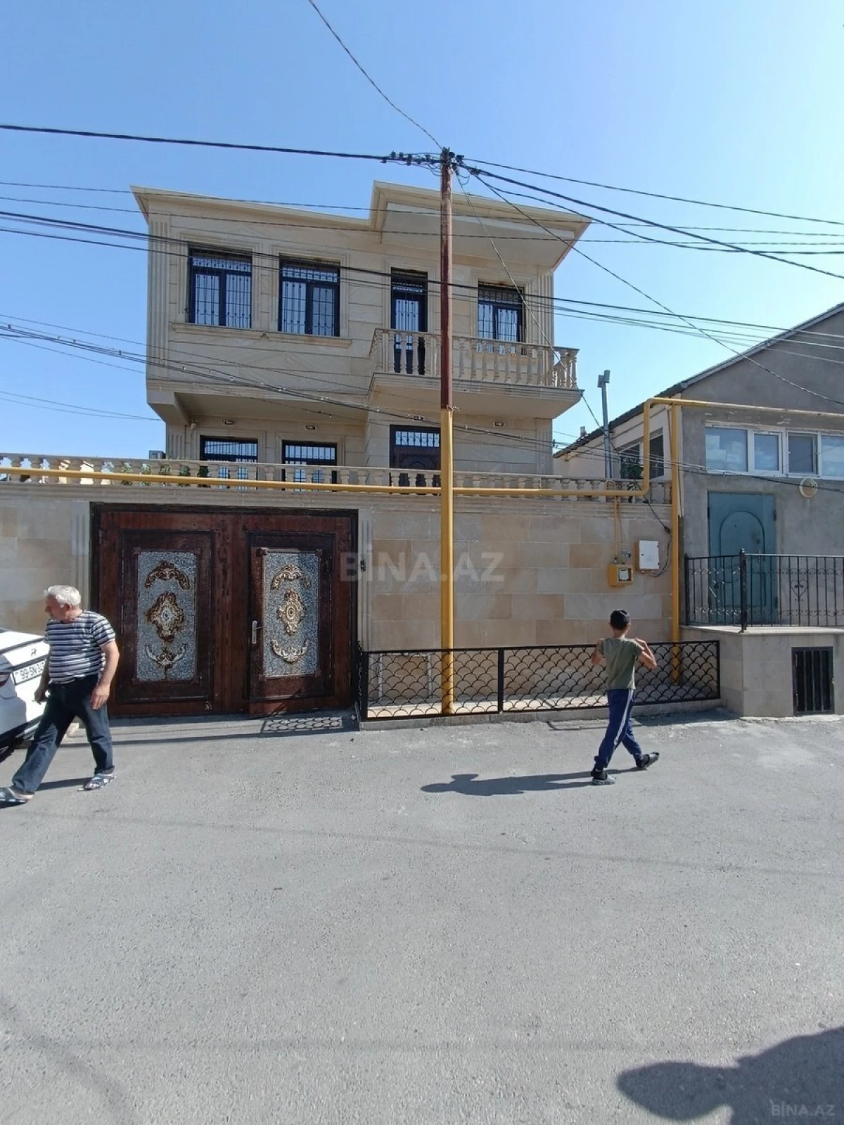 Satılır 4 otaqlı həyət evi 150 m²