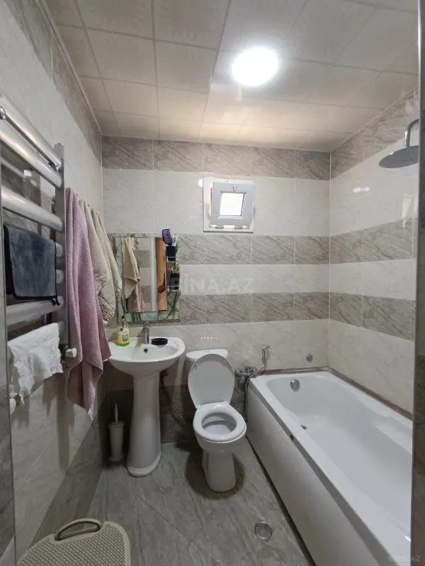 Satılır 4 otaqlı həyət evi 150 m²