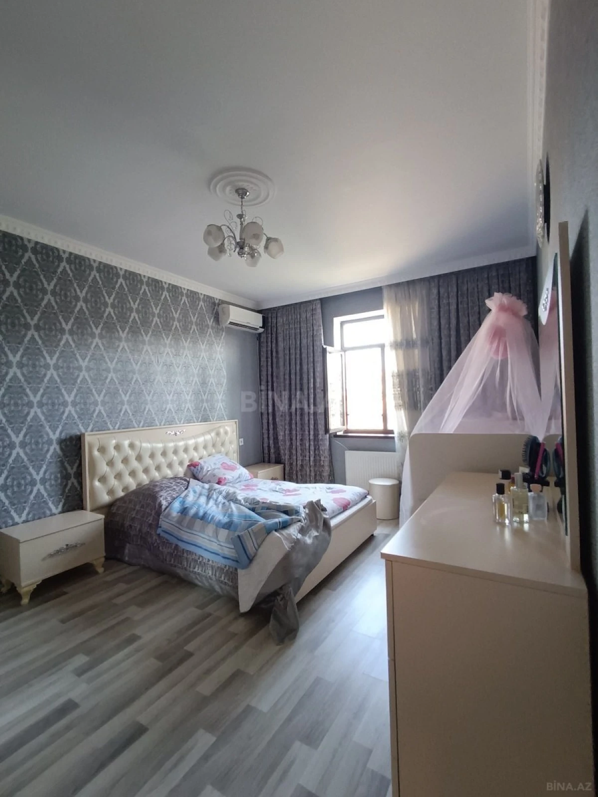 Satılır 4 otaqlı həyət evi 150 m²