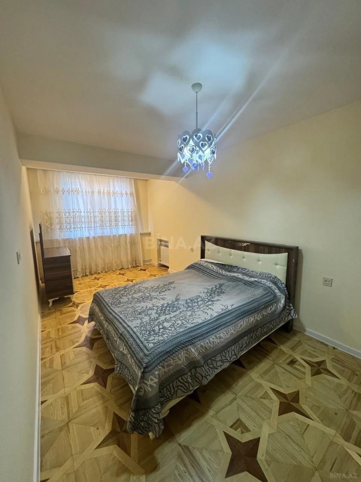 Satılır 4 otaqlı mənzil 110 m²