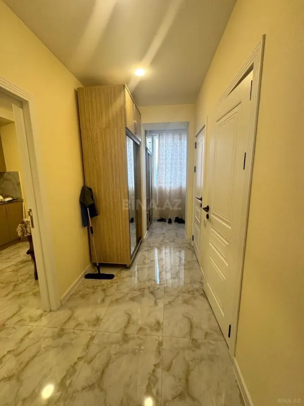 Satılır 4 otaqlı mənzil 110 m²
