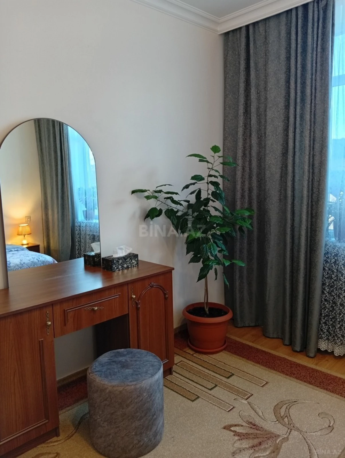 Kirayə verilir 4 otaqlı həyət evi 180 m²