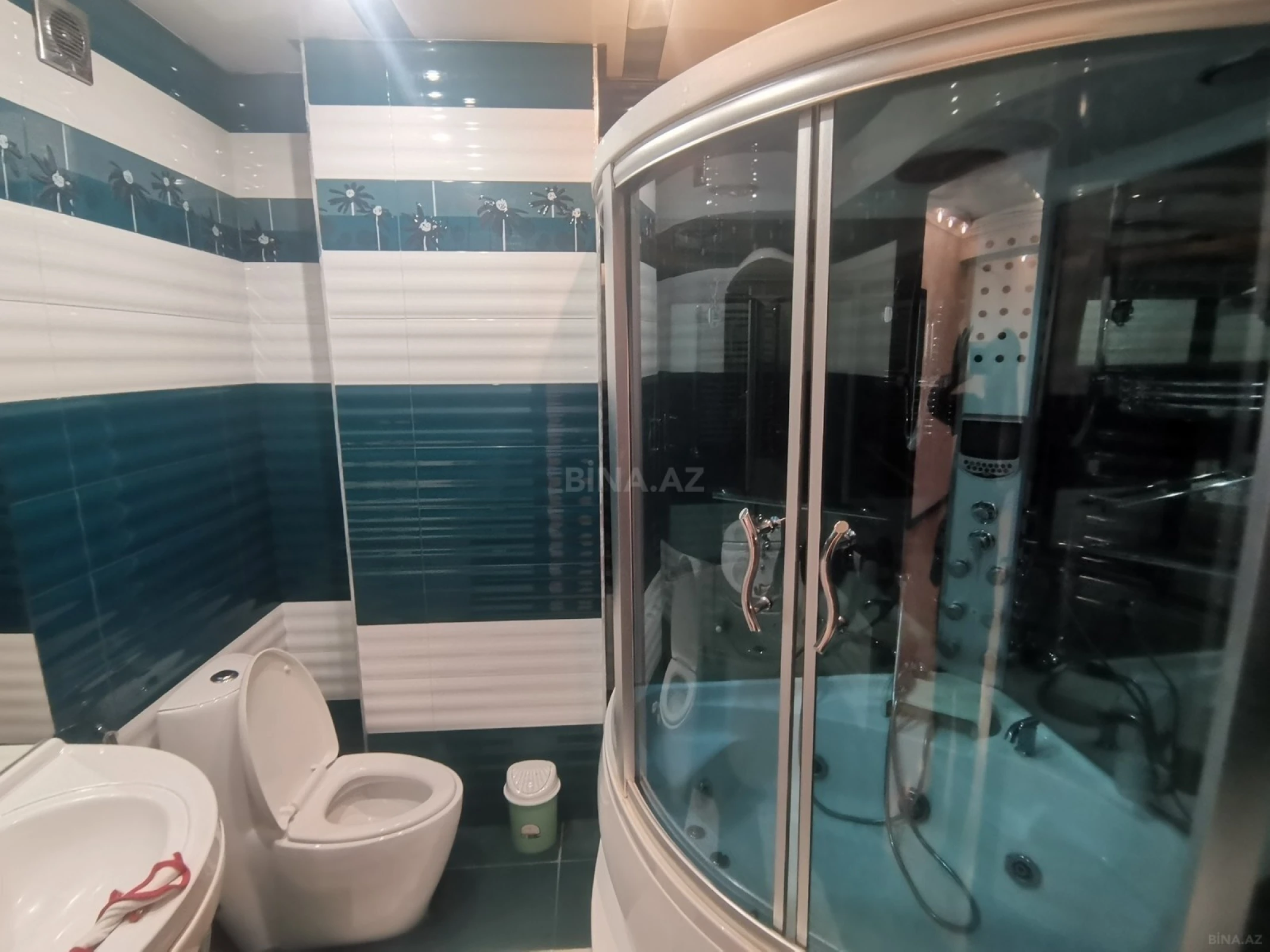 Kirayə verilir 3 otaqlı mənzil 117 m²