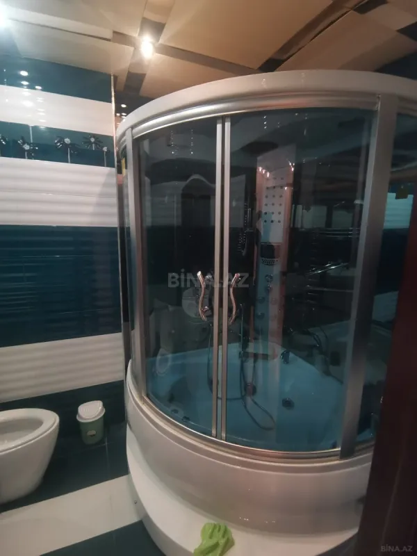 Kirayə verilir 3 otaqlı mənzil 117 m²