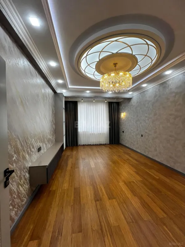 Satılır 3 otaqlı mənzil 125 m²