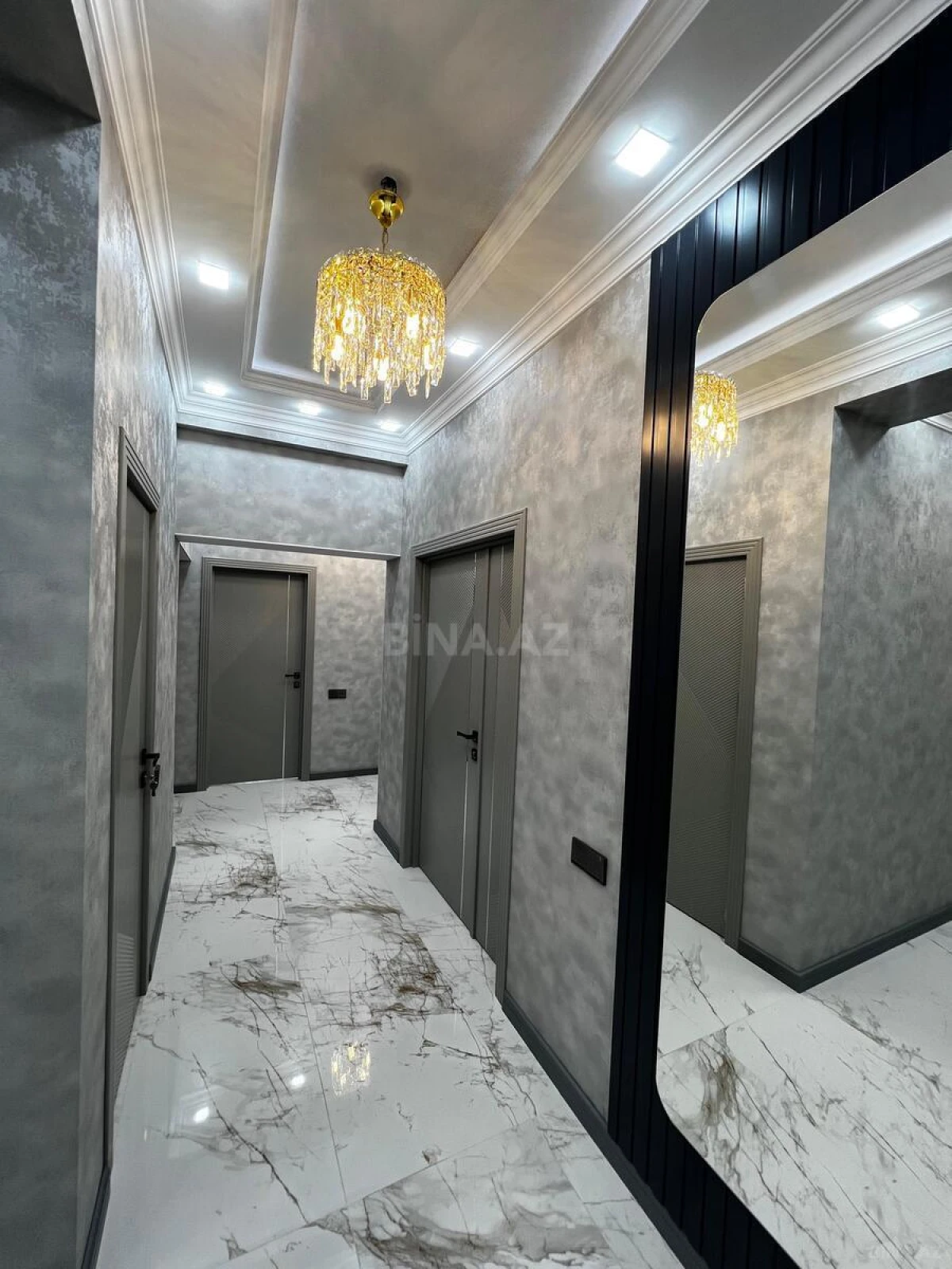 Satılır 3 otaqlı mənzil 125 m²