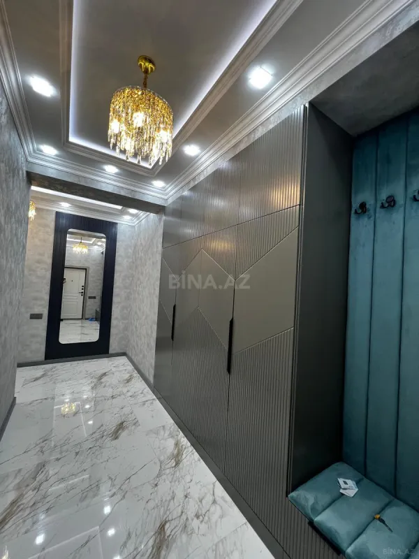 Satılır 3 otaqlı mənzil 125 m²