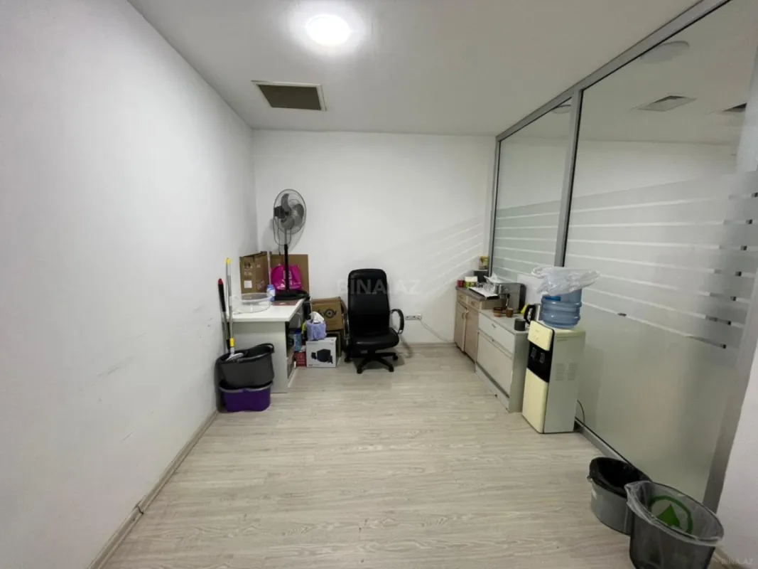 Kirayə verilir 5 otaqlı ofis 120 m²