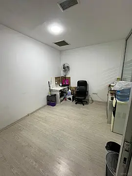 Kirayə verilir 5 otaqlı ofis 120 m²