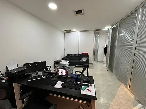 Kirayə verilir 5 otaqlı ofis 120 m²