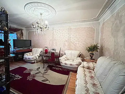 Satılır 3 otaqlı mənzil 70 m² — Bakı, Əhmədli 3 otaq 70.00 m²