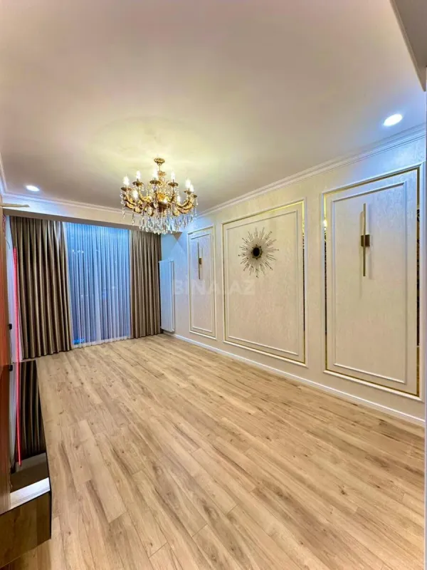 Satılır 3 otaqlı mənzil 105 m²