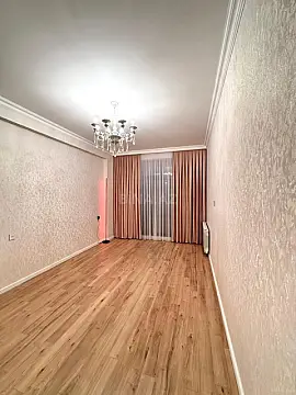 Satılır 3 otaqlı mənzil 105 m²