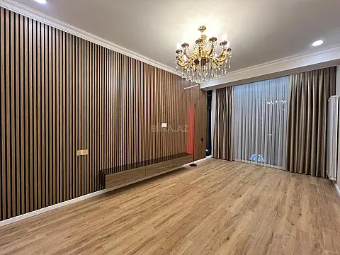 Satılır 3 otaqlı mənzil 105 m²
