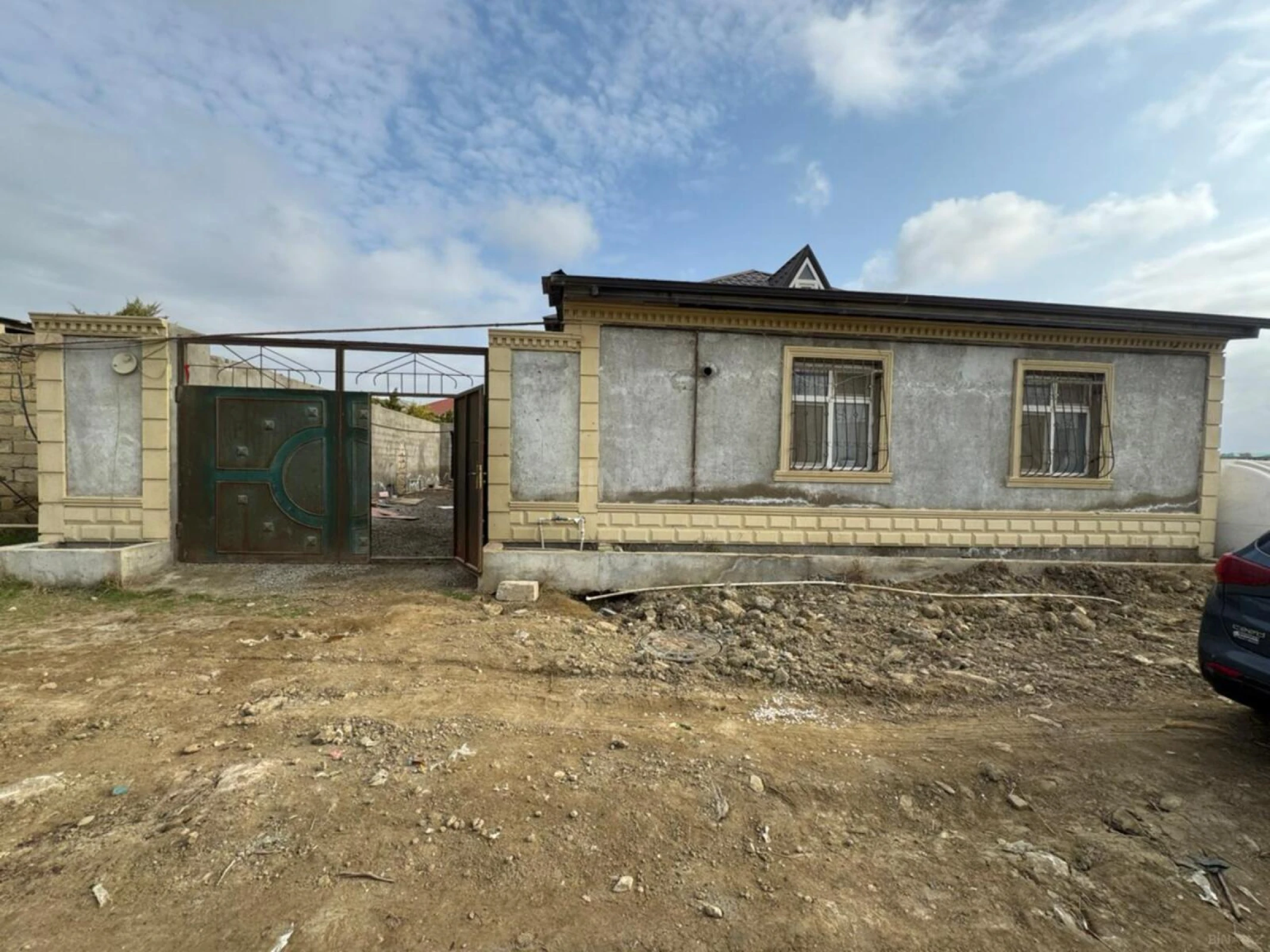 Satılır 4 otaqlı həyət evi 108 m²