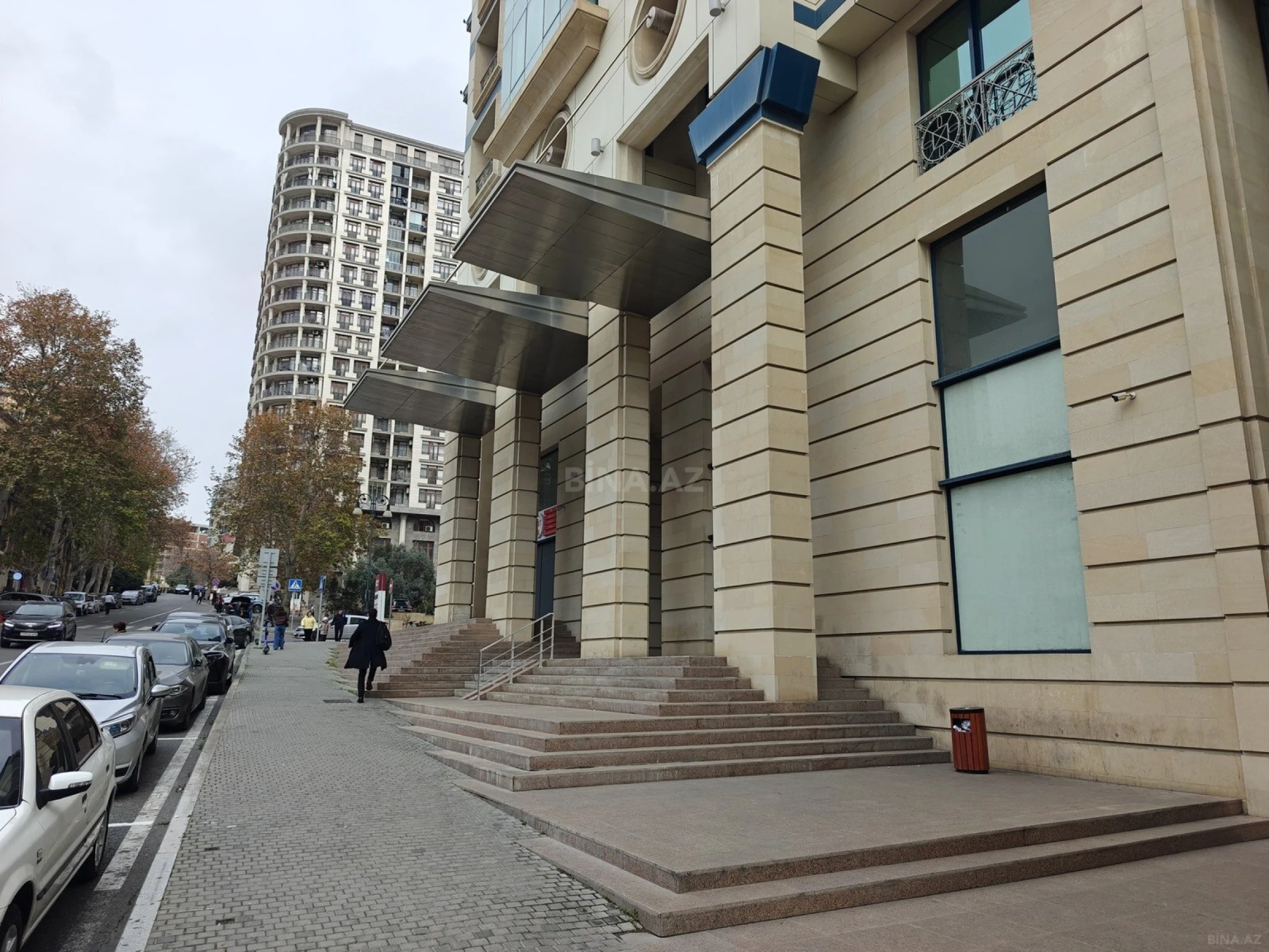 Kirayə verilir obyekt 340 m²