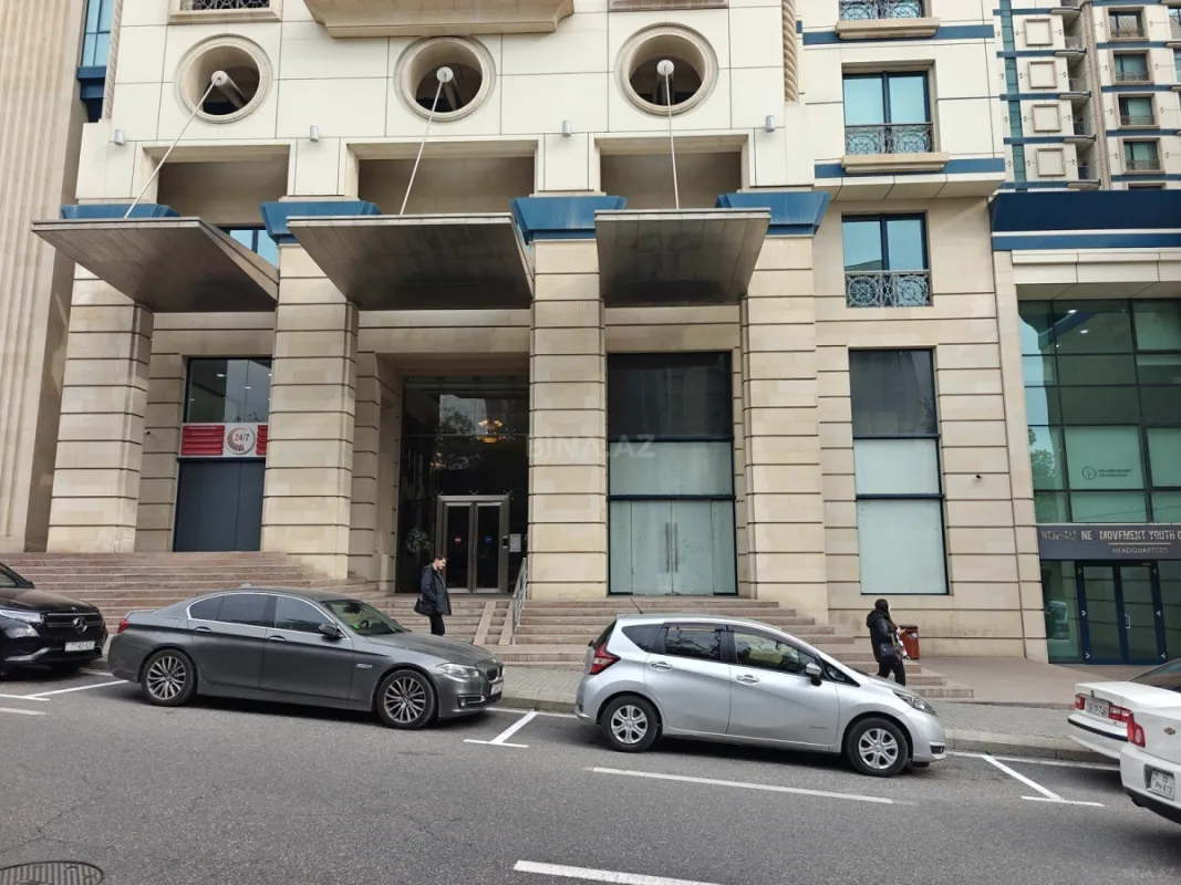 Kirayə verilir obyekt 340 m²