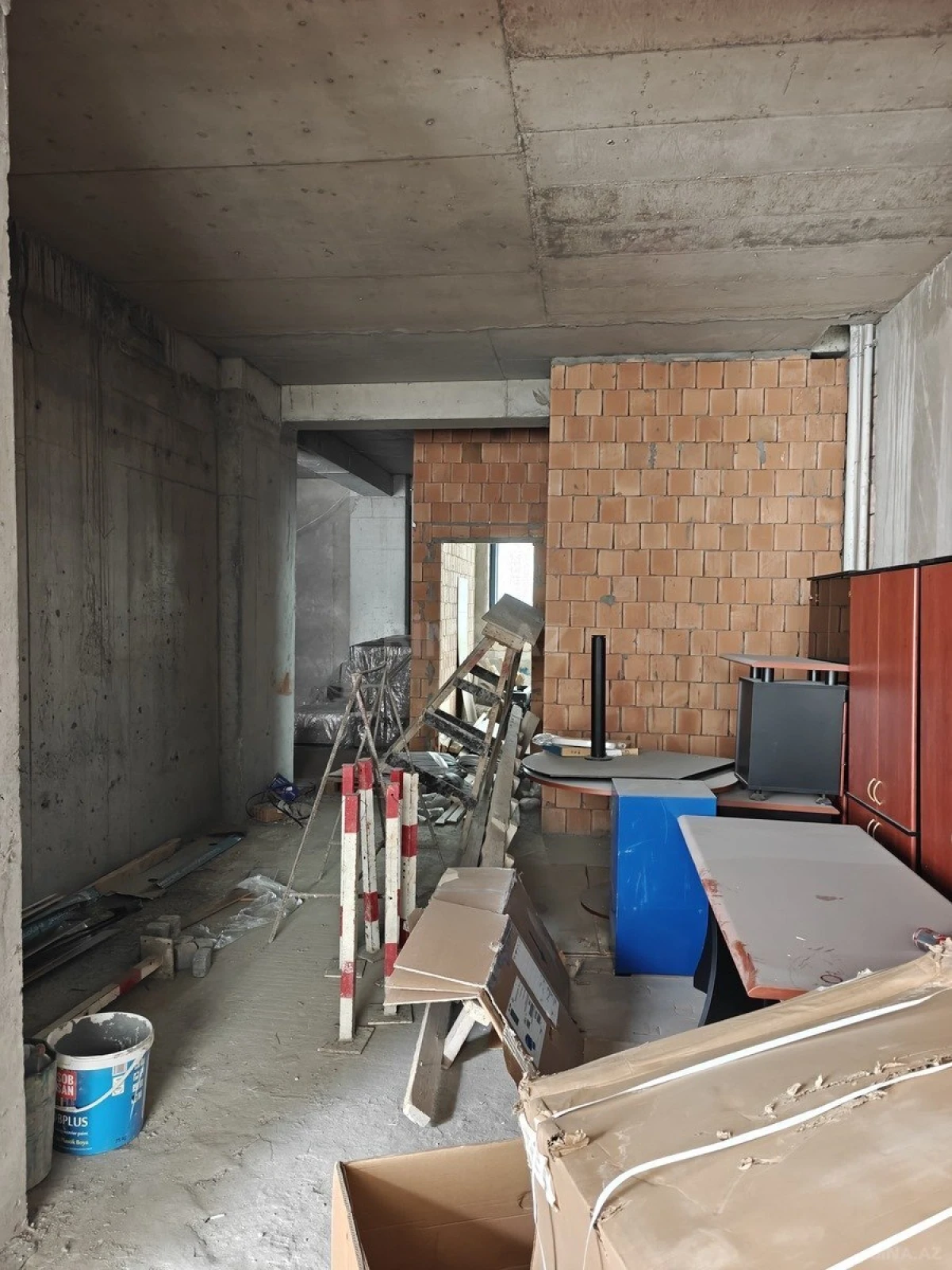 Kirayə verilir obyekt 340 m²