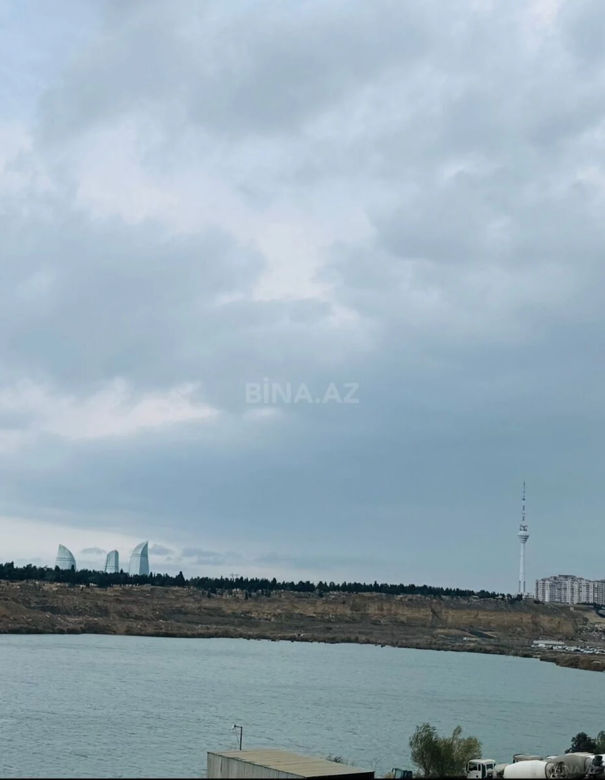 Kirayə verilir 2 otaqlı mənzil 55 m²