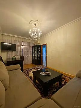 Satılır 3 otaqlı mənzil 74 m²