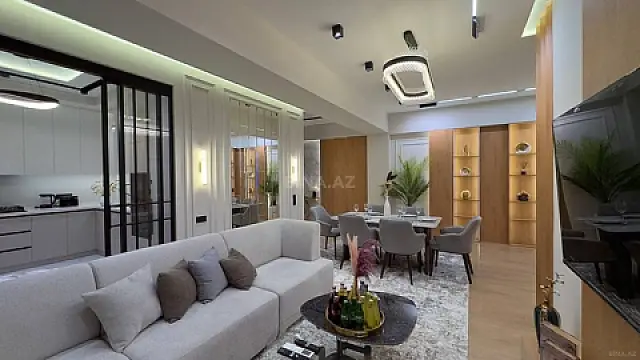 Kirayə verilir 3 otaqlı mənzil 130 m²