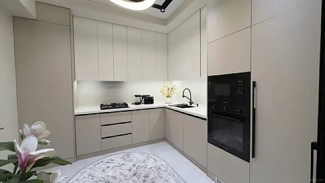 Kirayə verilir 3 otaqlı mənzil 130 m²
