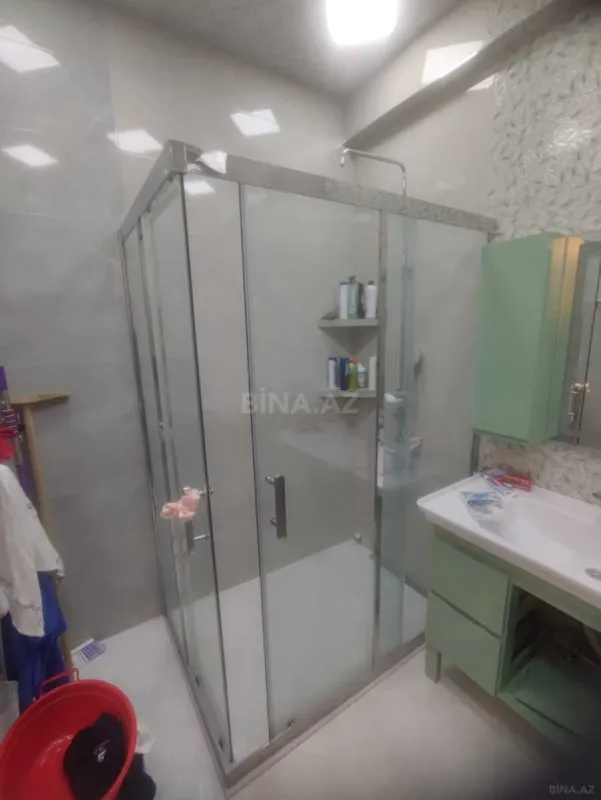 Kirayə verilir 3 otaqlı mənzil 145 m²