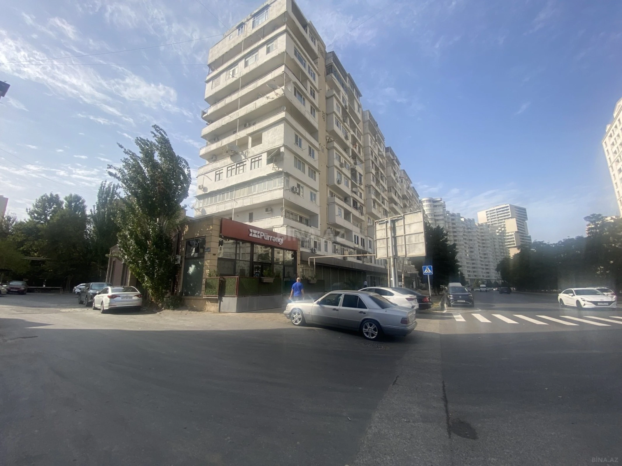 Satılır 3 otaqlı mənzil 110 m²
