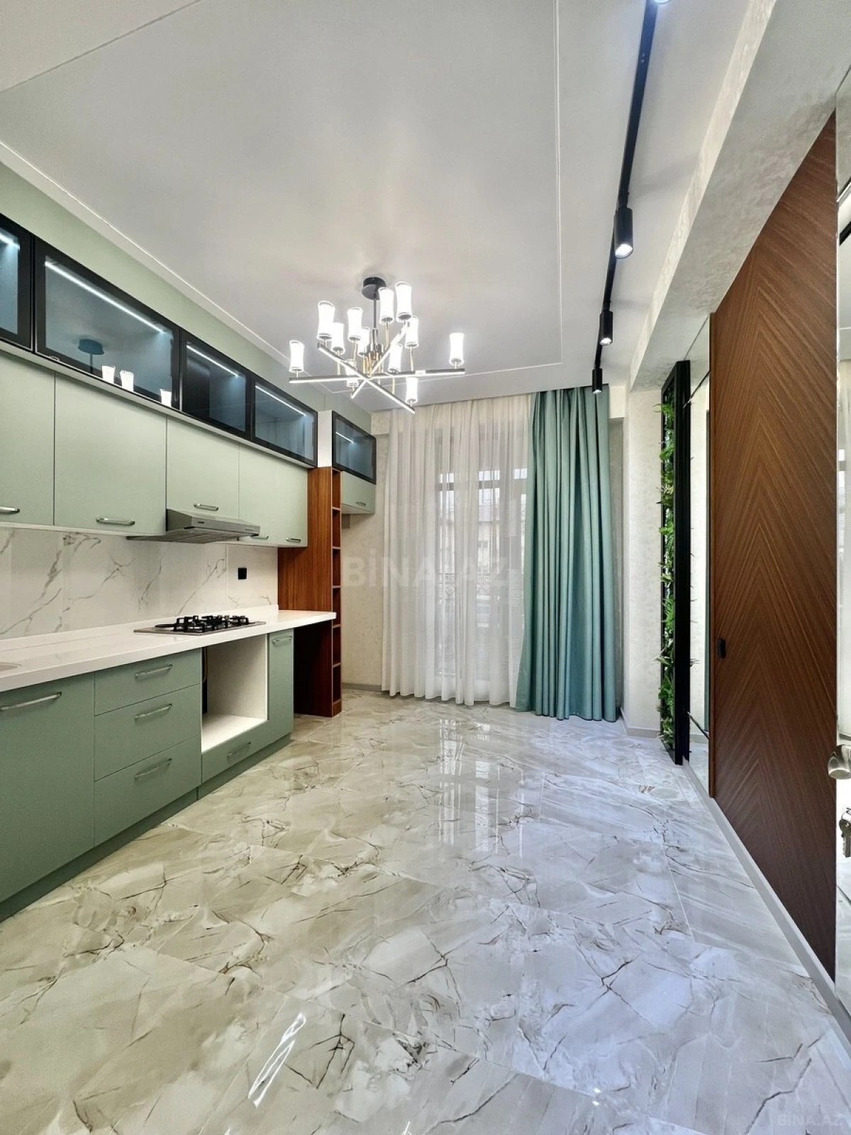 Satılır 2 otaqlı mənzil 85 m²