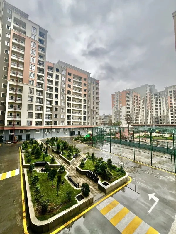 Satılır 2 otaqlı mənzil 85 m²