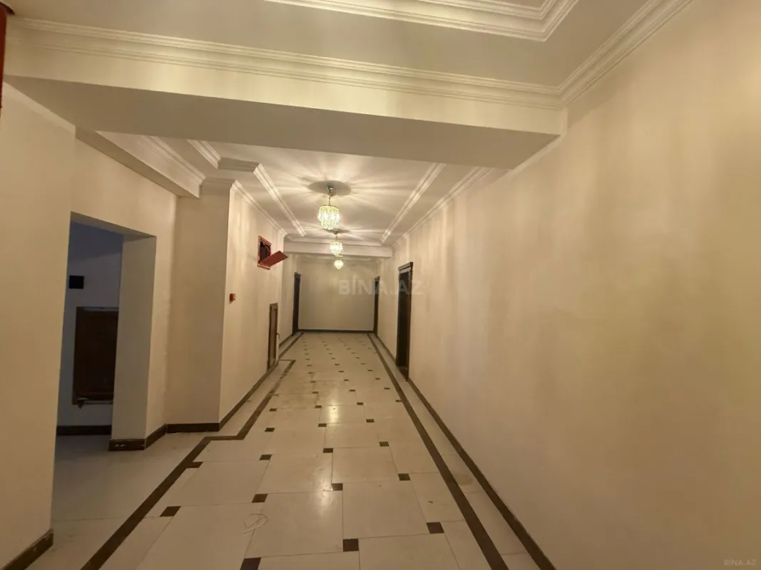 Satılır 2 otaqlı mənzil 79 m²