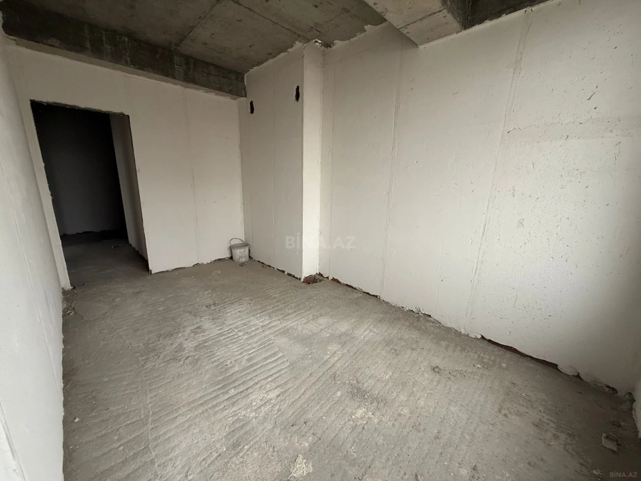 Satılır 2 otaqlı mənzil 79 m²