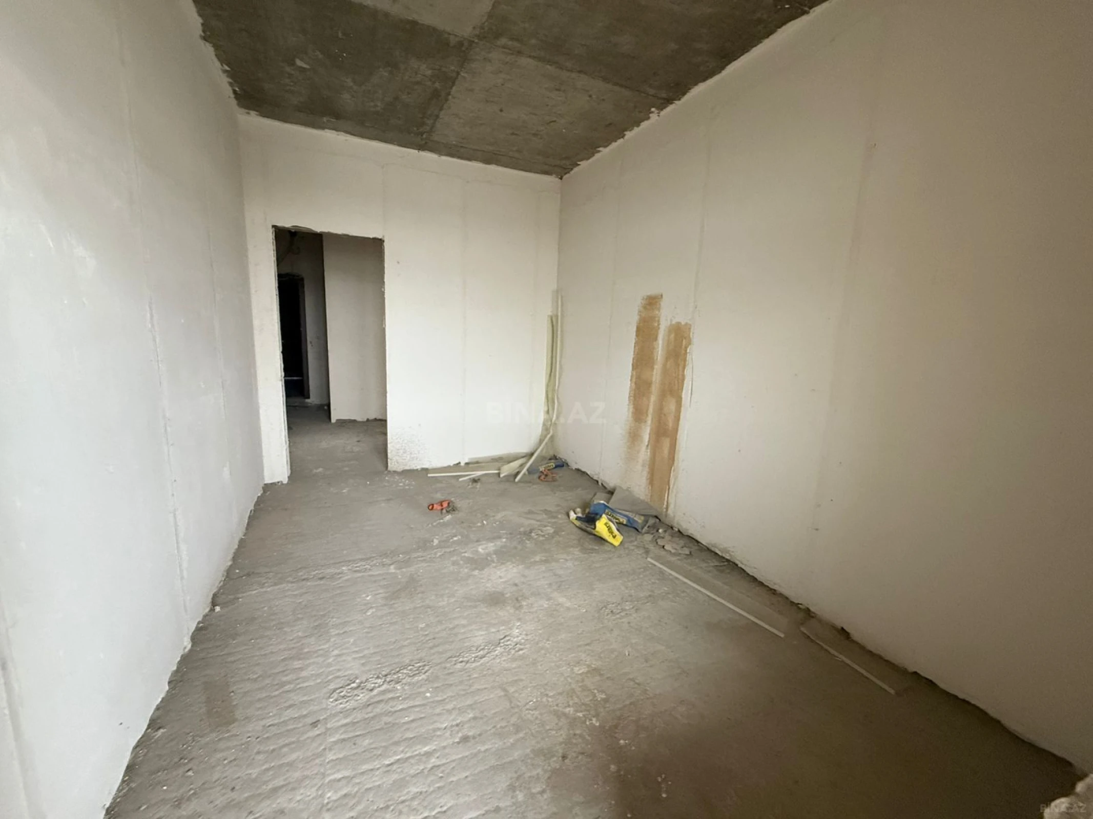 Satılır 2 otaqlı mənzil 79 m²