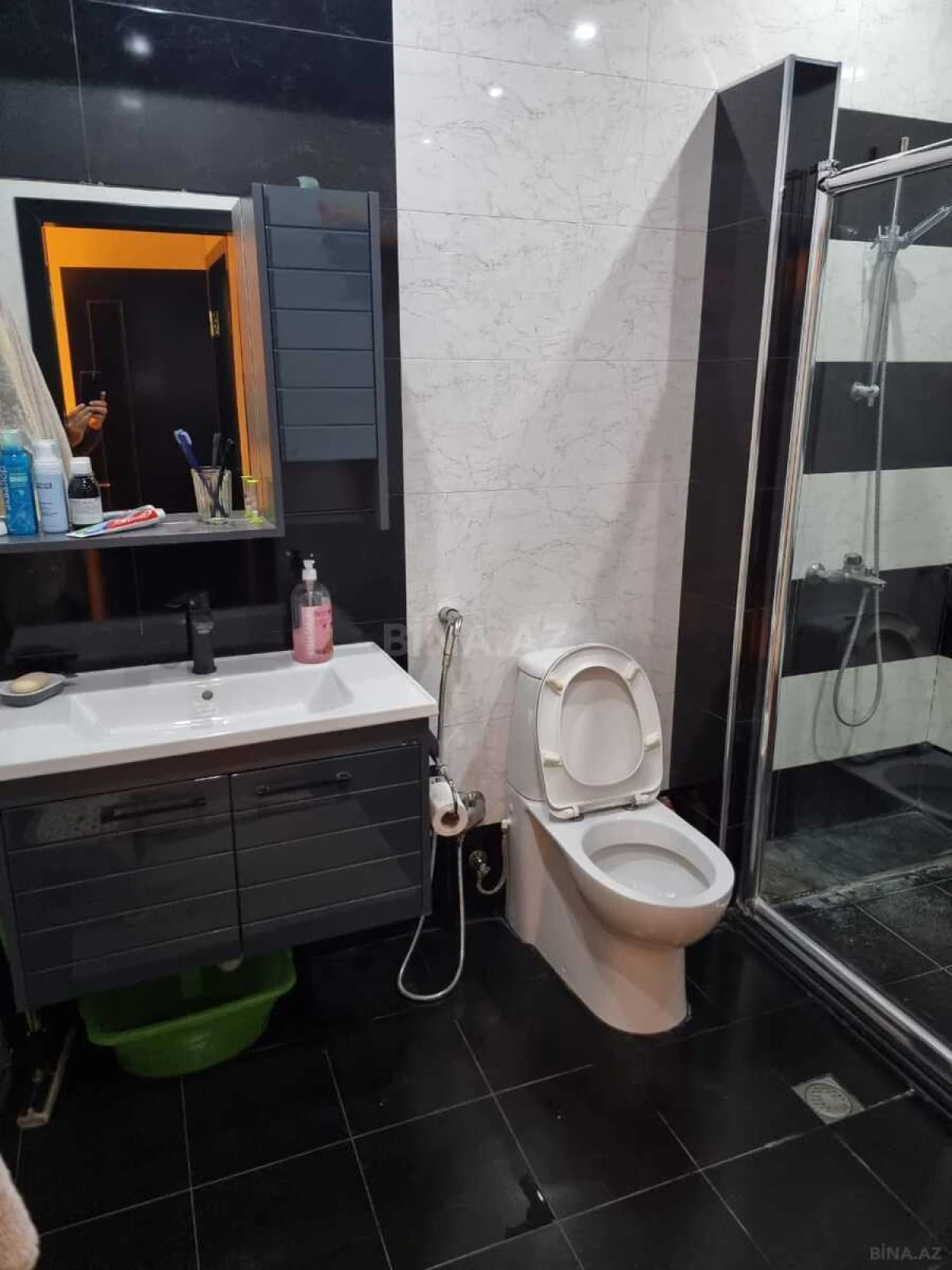 Satılır 3 otaqlı mənzil 167 m²