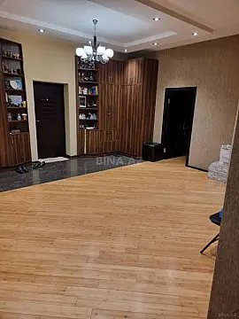 Satılır 3 otaqlı mənzil 167 m²