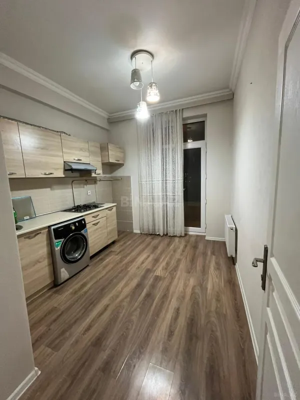 Satılır 3 otaqlı mənzil 86 m²