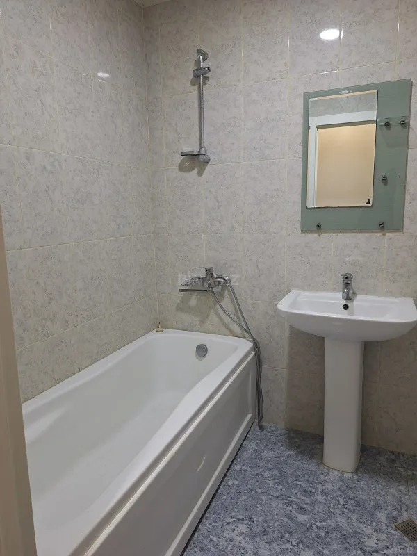 Satılır 3 otaqlı mənzil 86 m²