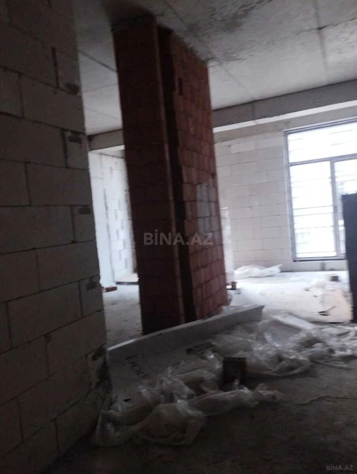 Satılır 3 otaqlı mənzil 157 m²