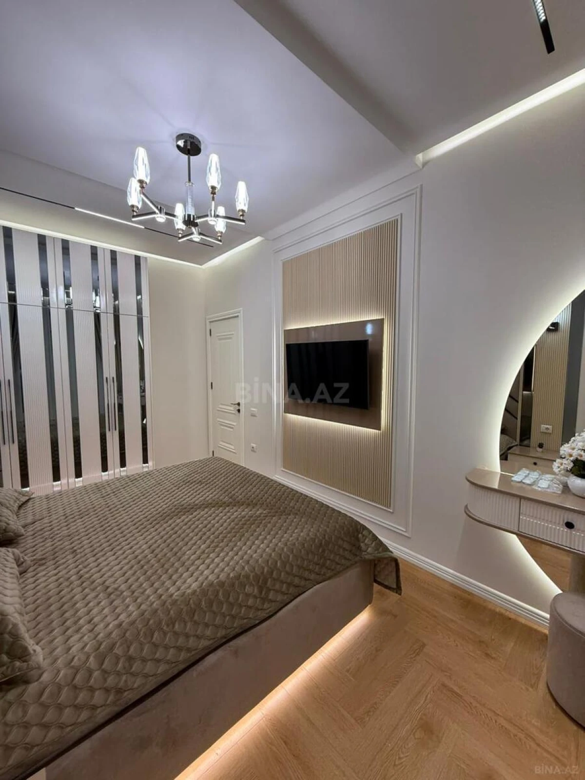 Satılır 2 otaqlı mənzil 68 m²