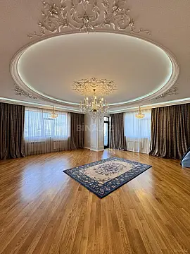 Satılır 4 otaqlı mənzil 185 m² — Bakı, 8-ci kilometr 4 otaq 185.00 m²