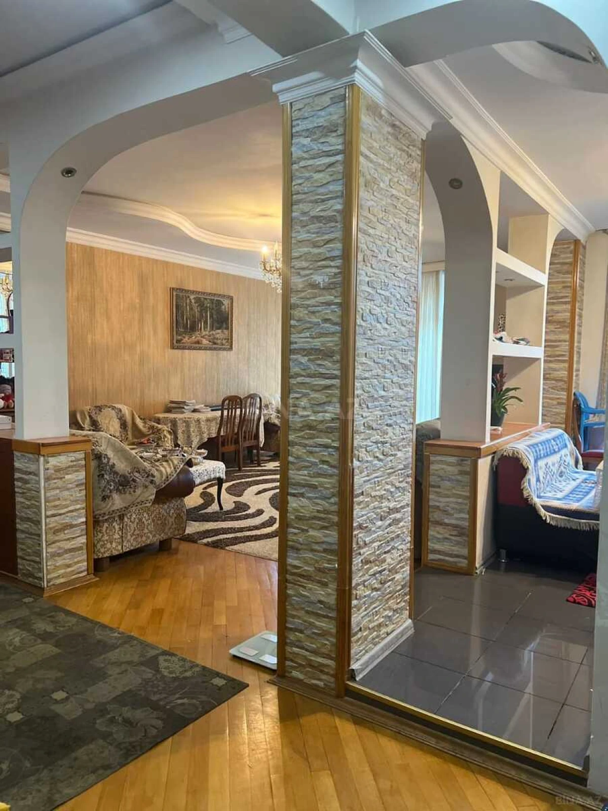 Satılır 3 otaqlı mənzil 126 m²