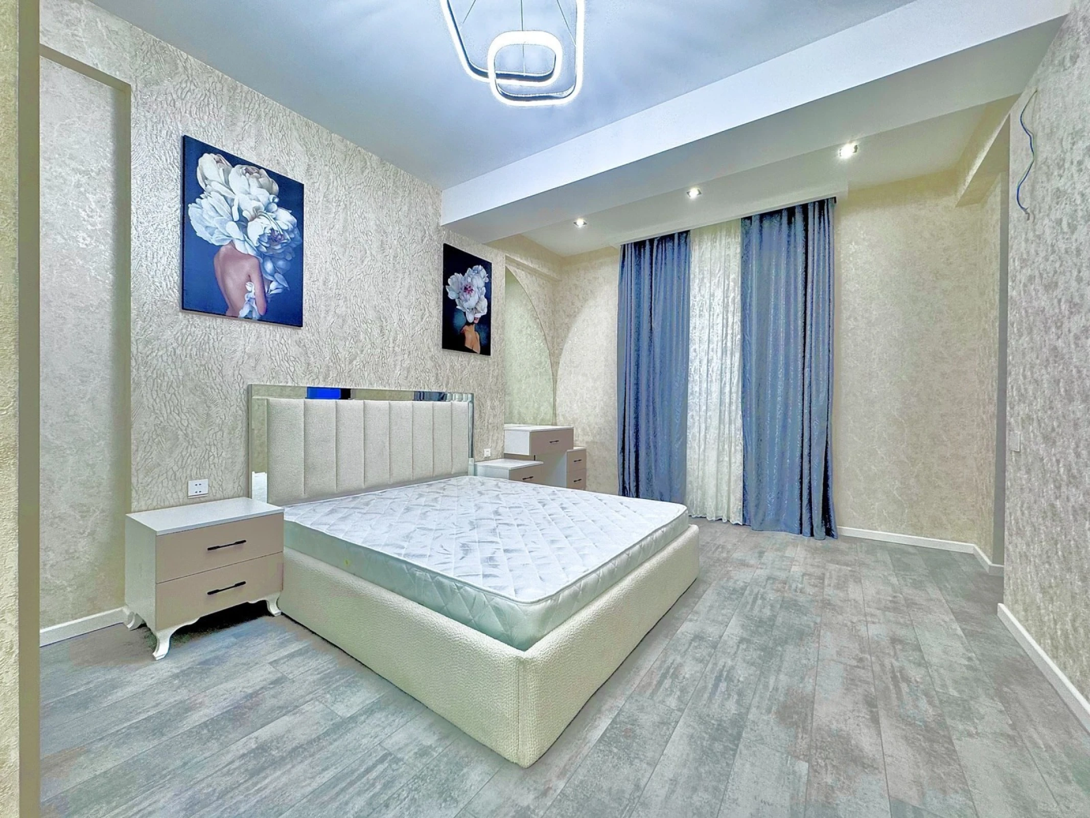 Satılır 2 otaqlı mənzil 70 m²
