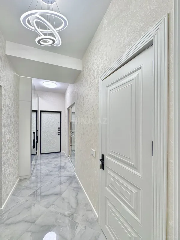 Satılır 2 otaqlı mənzil 70 m²