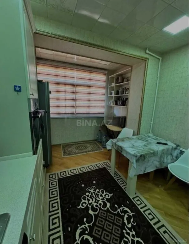 Satılır 4 otaqlı mənzil 100 m²